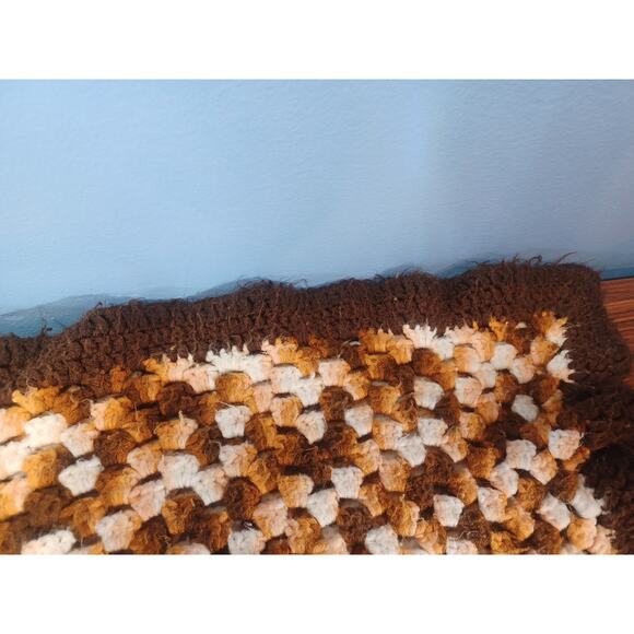 Handmade Crocheted Popcorn Stitch Brown White & Tan Blanket Unique Warm Beauty - Picture 9 of 9
